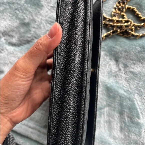 Chanel Timeless Classic Quilted Wallet On Chain Black Caviar with Gold Detailing - Picture 5 of 9